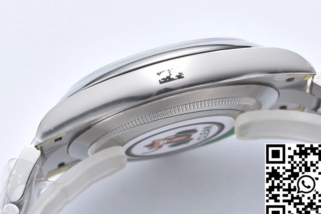 Turquoise Factory Dial Rolex Perpetual Clean Blue M124300-0006 41MM Oyster 0422